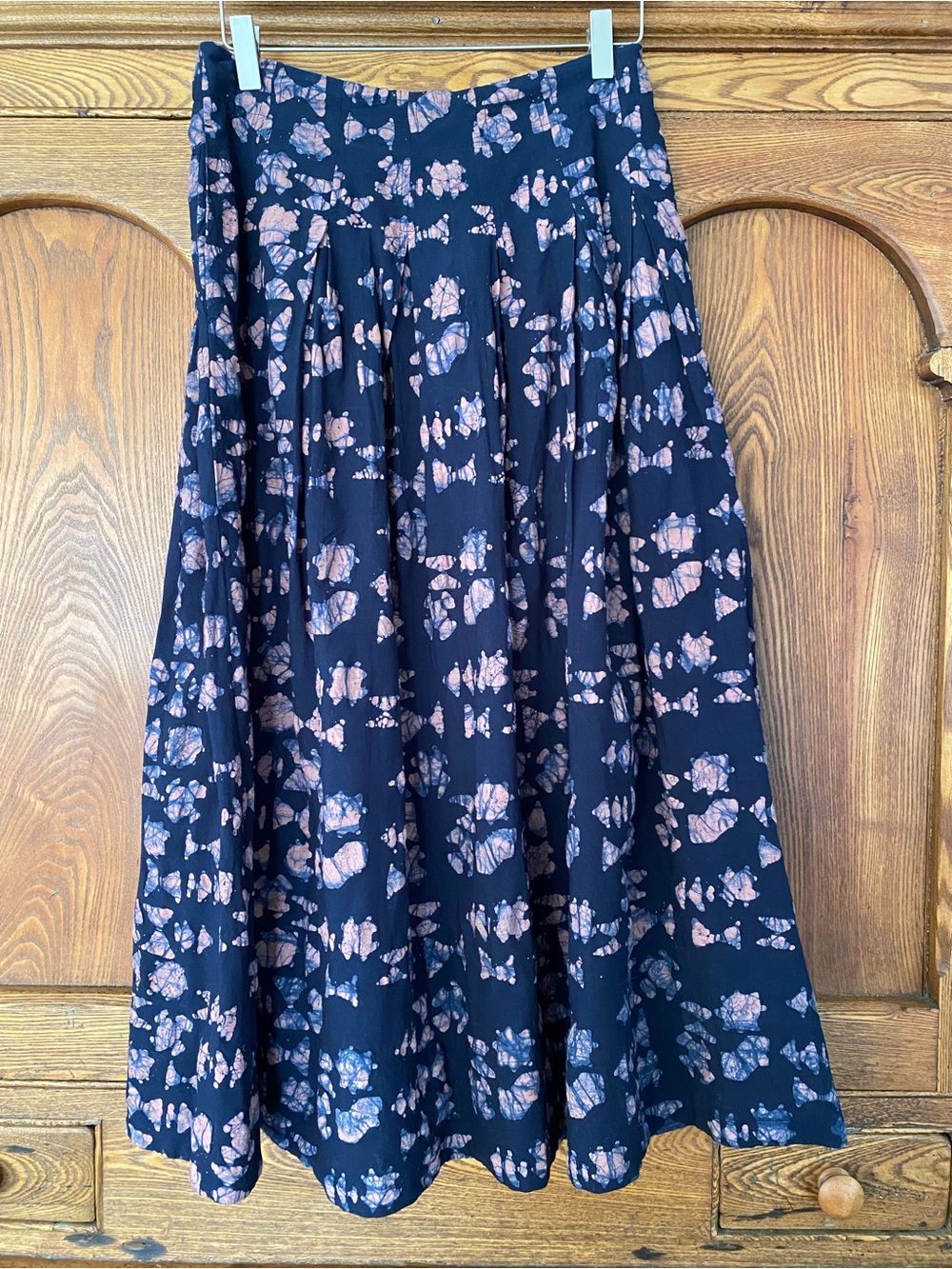 Toast batik midi maxi skirt UK 8 6 4 S navy blue pink pockets pleated full